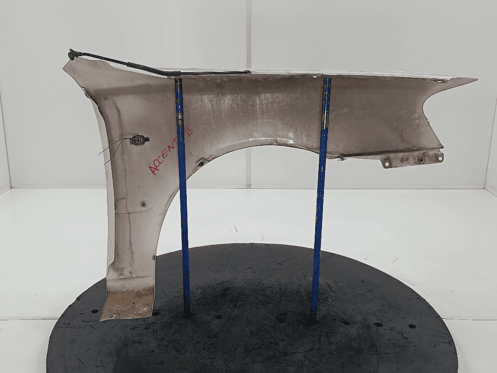 Крыло переднее левое к Hyundai Accent 2 (99-05)