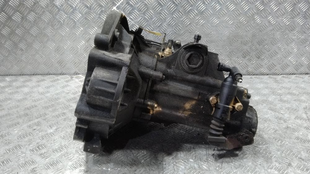 КПП механическая (МКПП) к Volkswagen Golf 4 (97-06)
