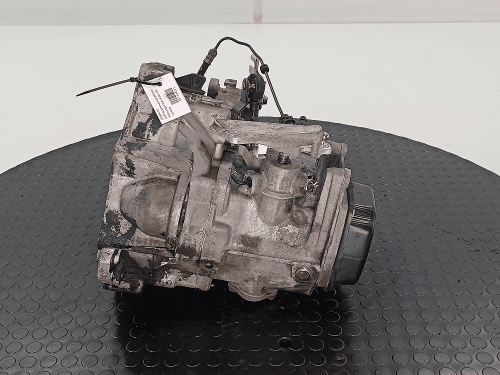 КПП механическая (МКПП) к Volkswagen Polo 4 (01-05)