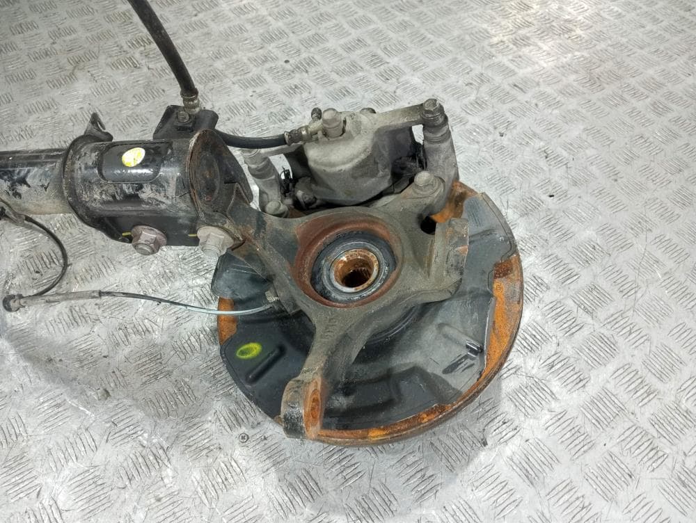 Стойка передняя левая к Suzuki SX4 2 Рестайлинг (16-24)