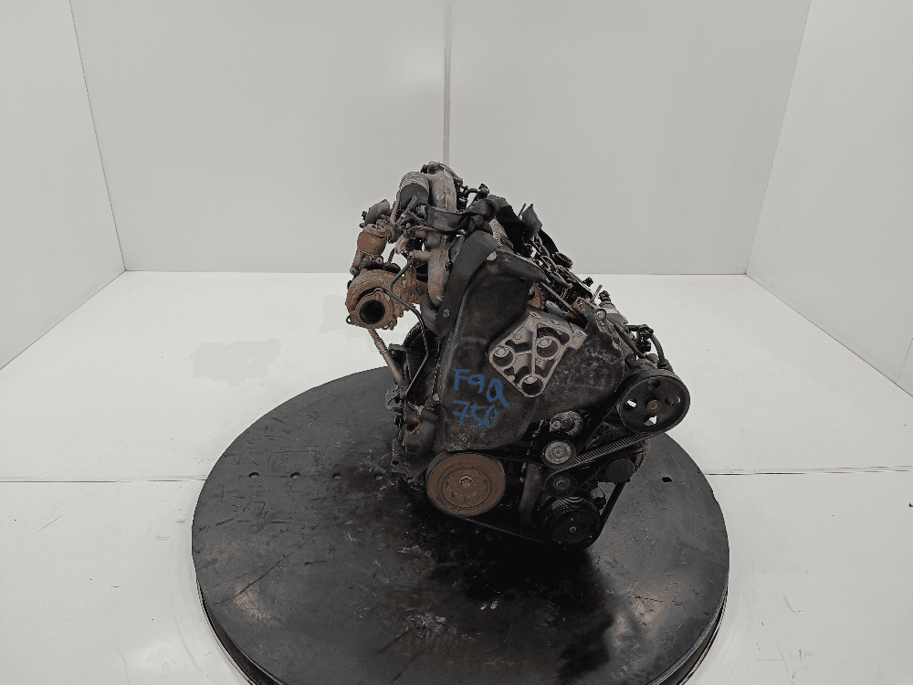 Двигатель к Renault Laguna 2 (01-05)