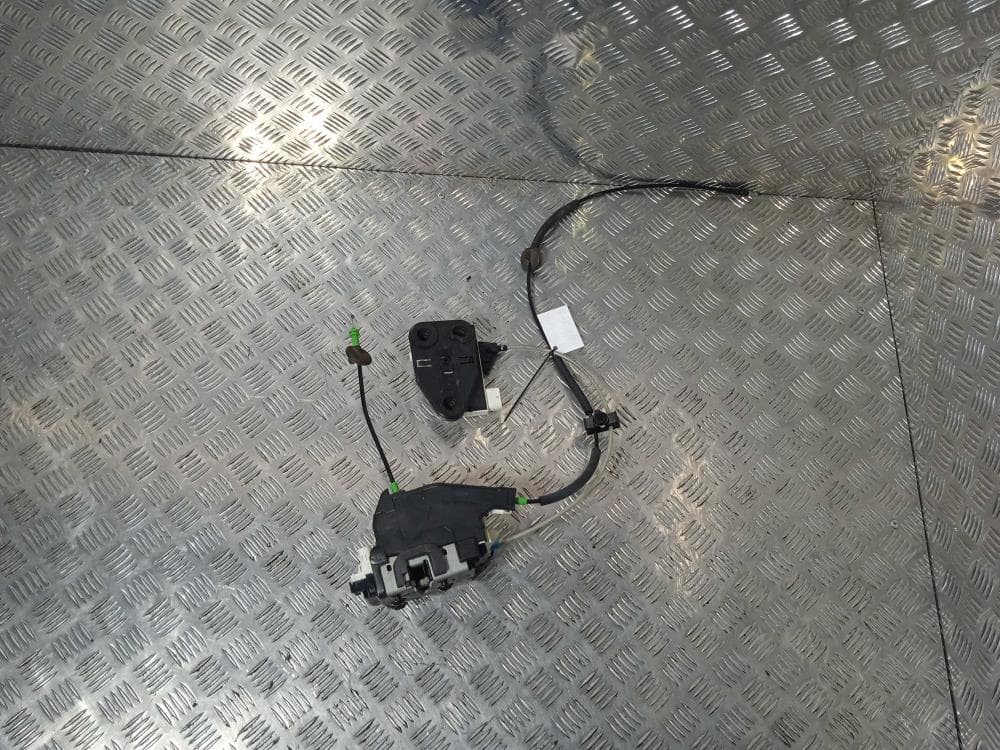 Замок двери передней левой к Tesla Model X (15-21)