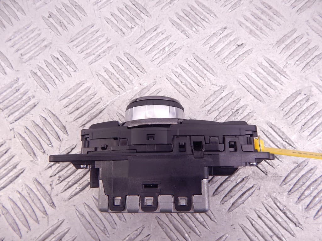 Джойстик управления мультимедиа к BMW 5 F10/F11/F07 (09-13)