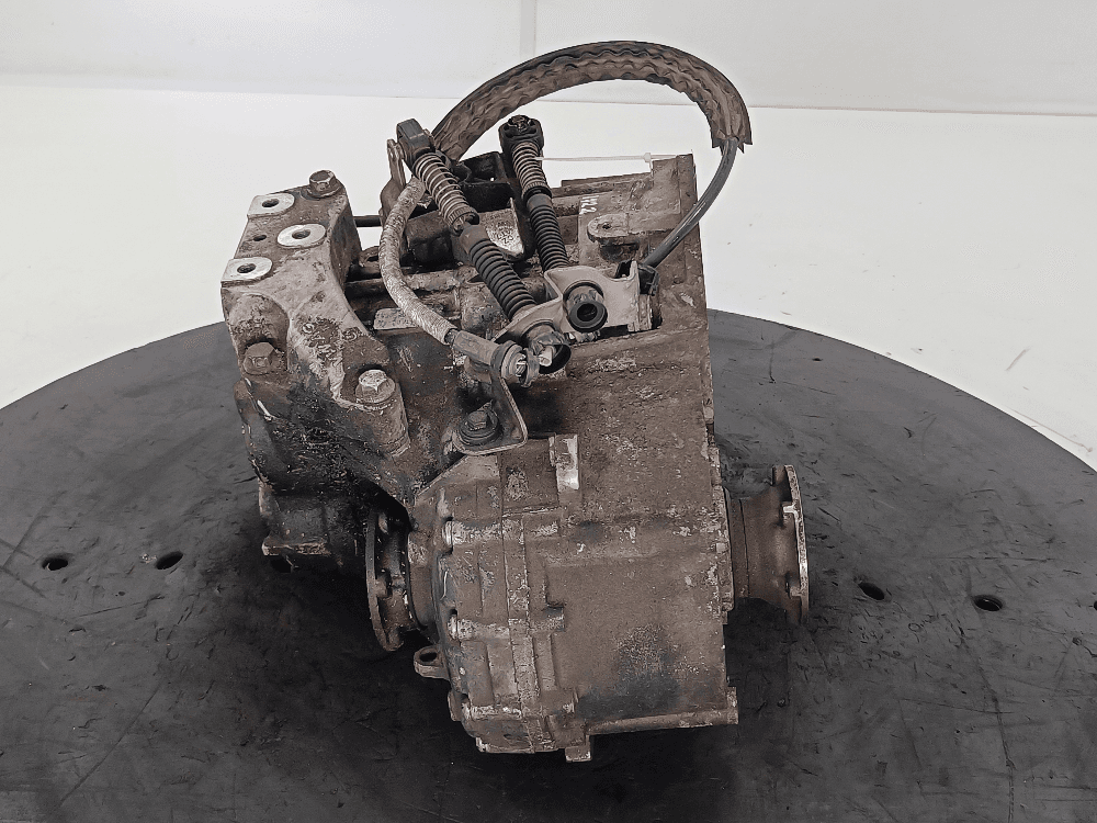КПП механическая (МКПП) к Volkswagen Passat B6 (05-10)