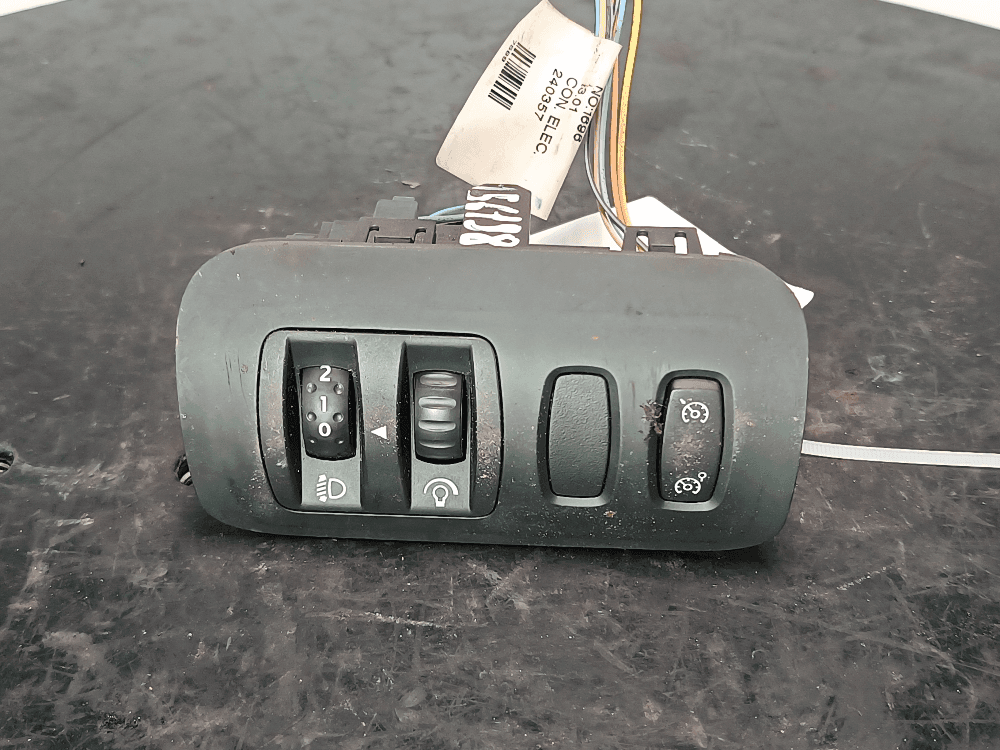 Переключатель света к Renault Megane 2 (02-06)