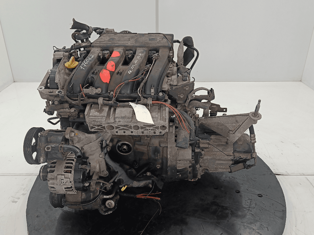 Двигатель к Renault Laguna 2 (01-05)