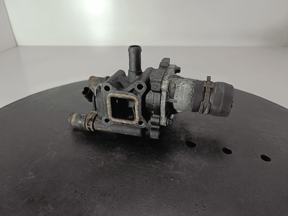 Корпус термостата к Opel Astra H Рестайлинг (07-10)