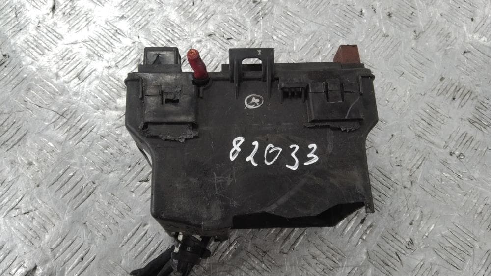 Блок предохранителей к Renault Laguna 2 (01-05)