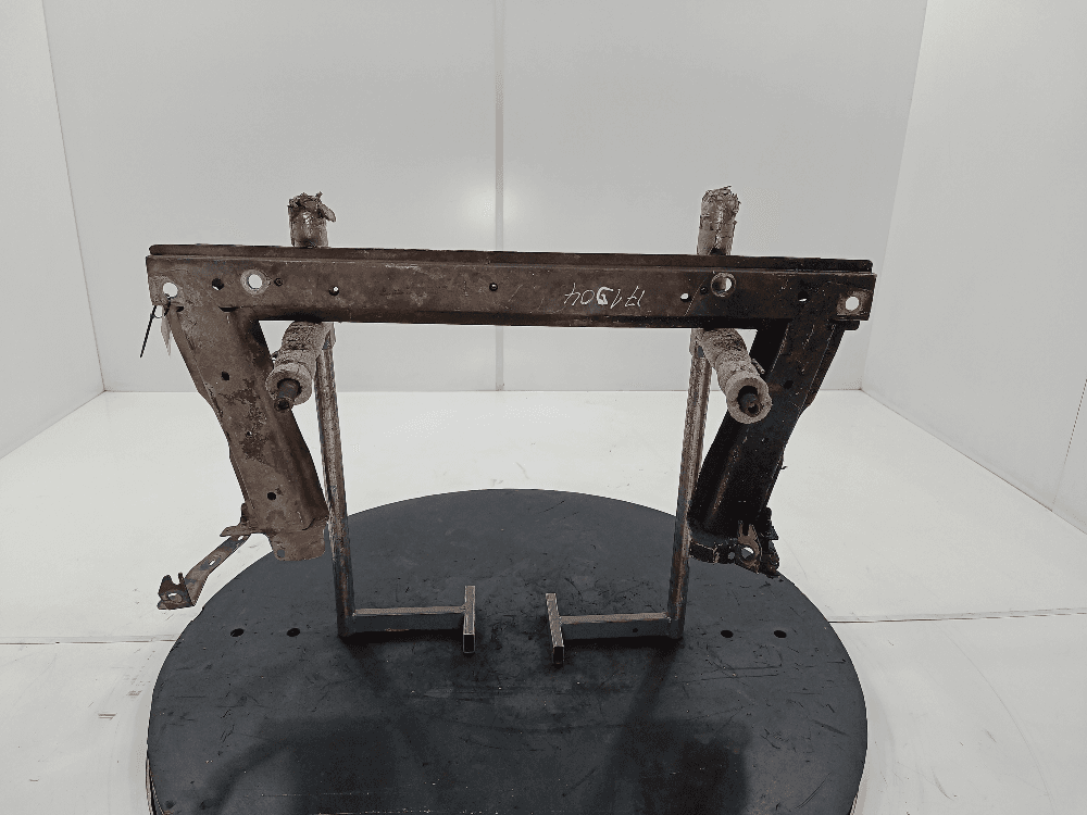 Балка под радиатор к Renault Megane 2 Рестайлинг (06-09)