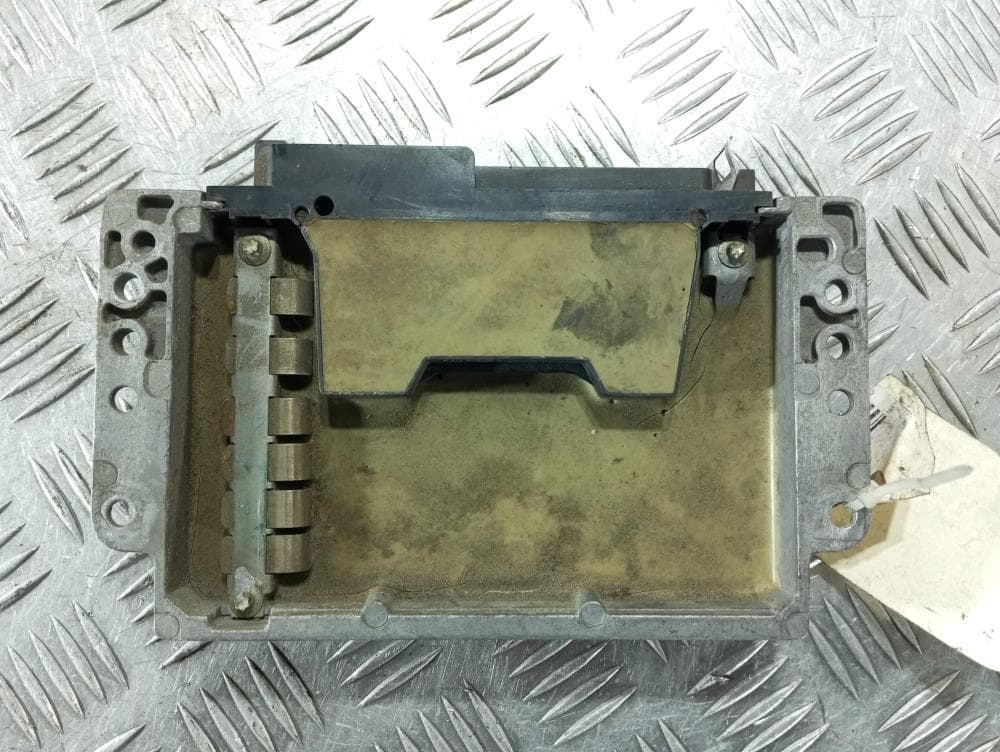 Блок управления двигателем к Renault Megane 1 (95-99)