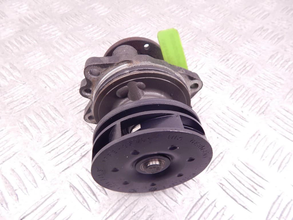Помпа к BMW 5 E39 (95-00)