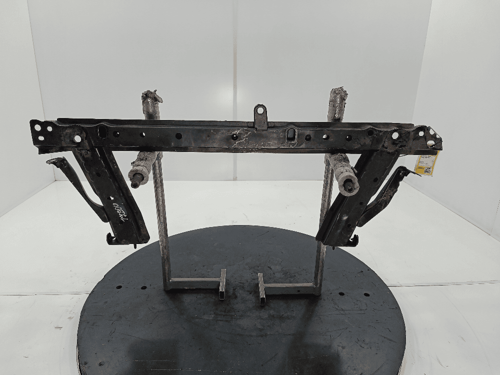 Балка под радиатор к Renault Modus 2 (07-12)