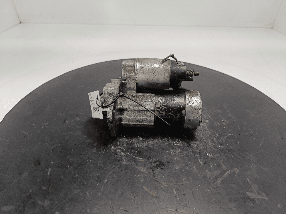 Стартер к Renault Scenic 2 (03-06)