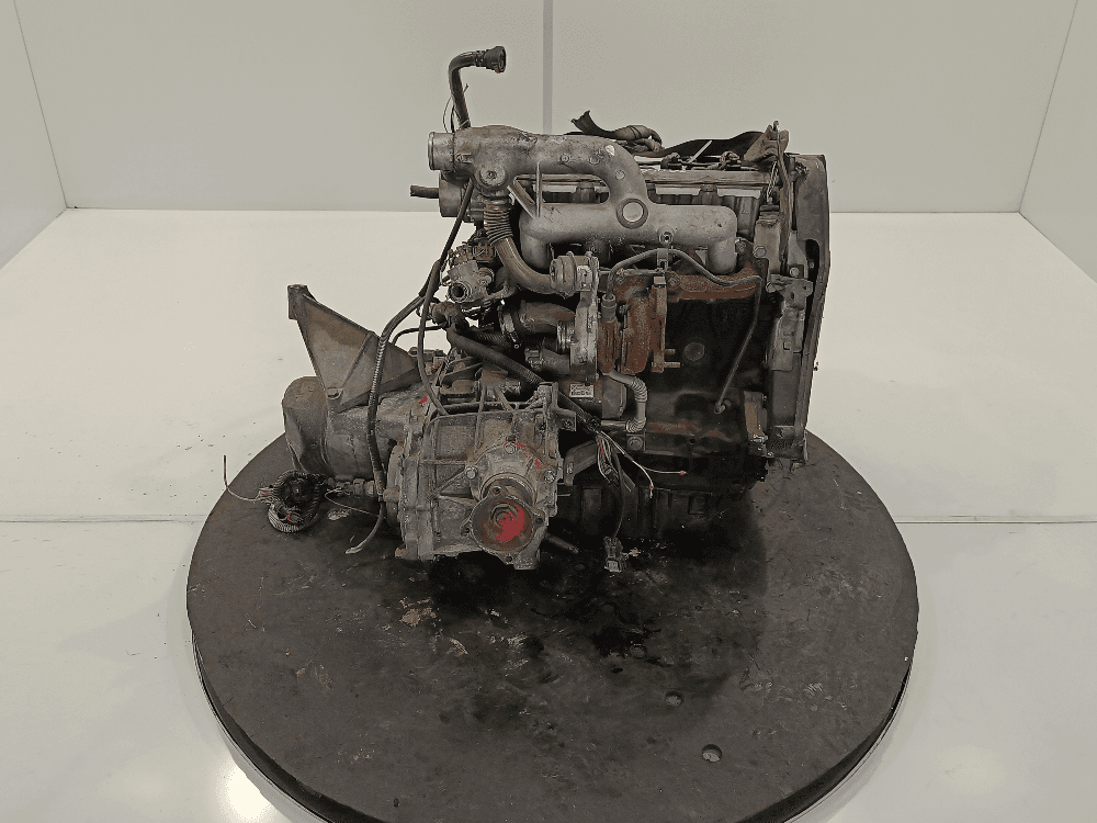 Двигатель к Renault Scenic RX4 (00-03)