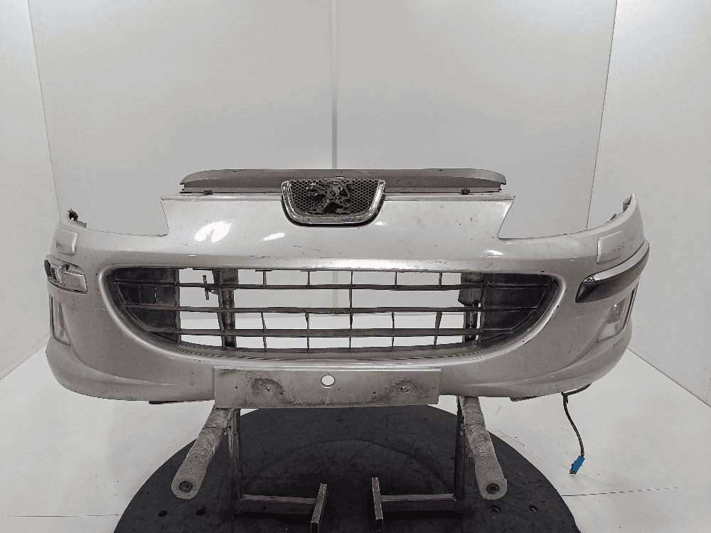 Бампер передний к Peugeot 407 (04-11)