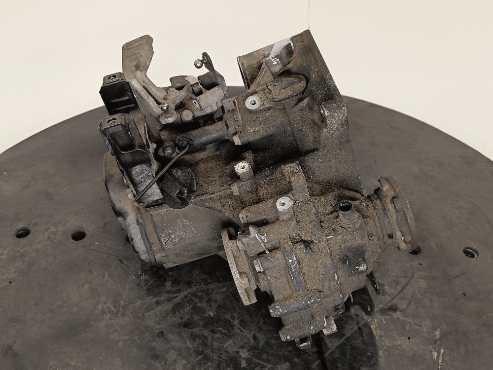 КПП механическая (МКПП) к Volkswagen Polo 4 (01-05)