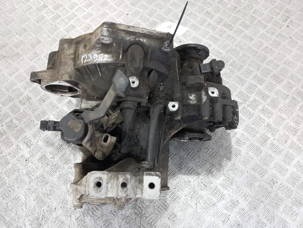 КПП механическая (МКПП) к Volkswagen Golf 4 (97-06)