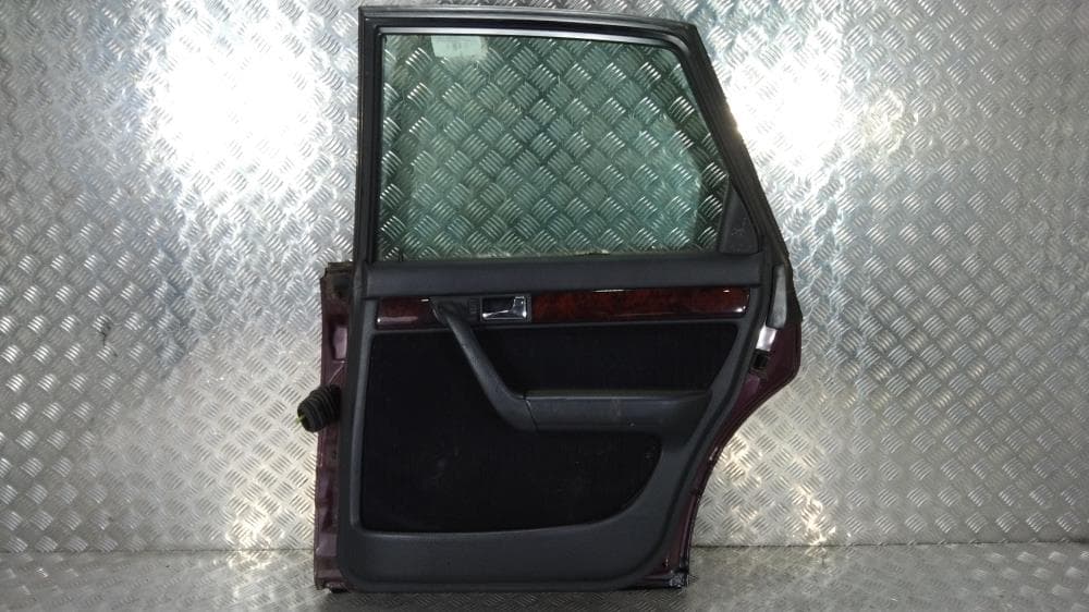 Дверь задняя правая к Audi A4 B5 (94-99)