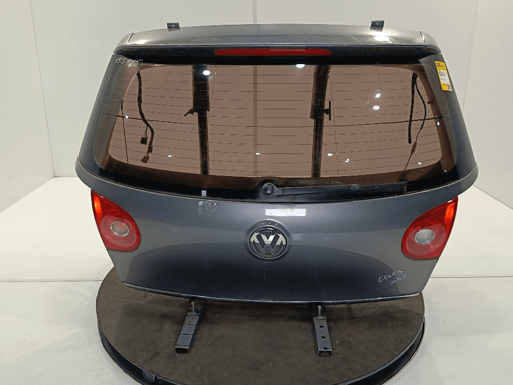 Крышка багажника (дверь 3-5) к Volkswagen Golf 5 (03-09)