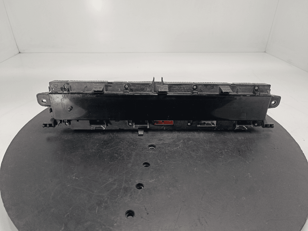 Щиток приборов (приборная панель) к Renault Scenic 2 (03-06)