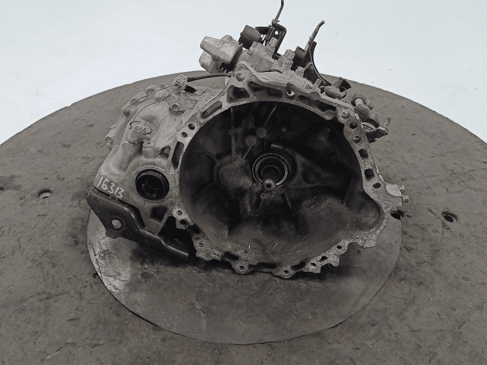 КПП механическая (МКПП) к Toyota Yaris 2 (05-09)