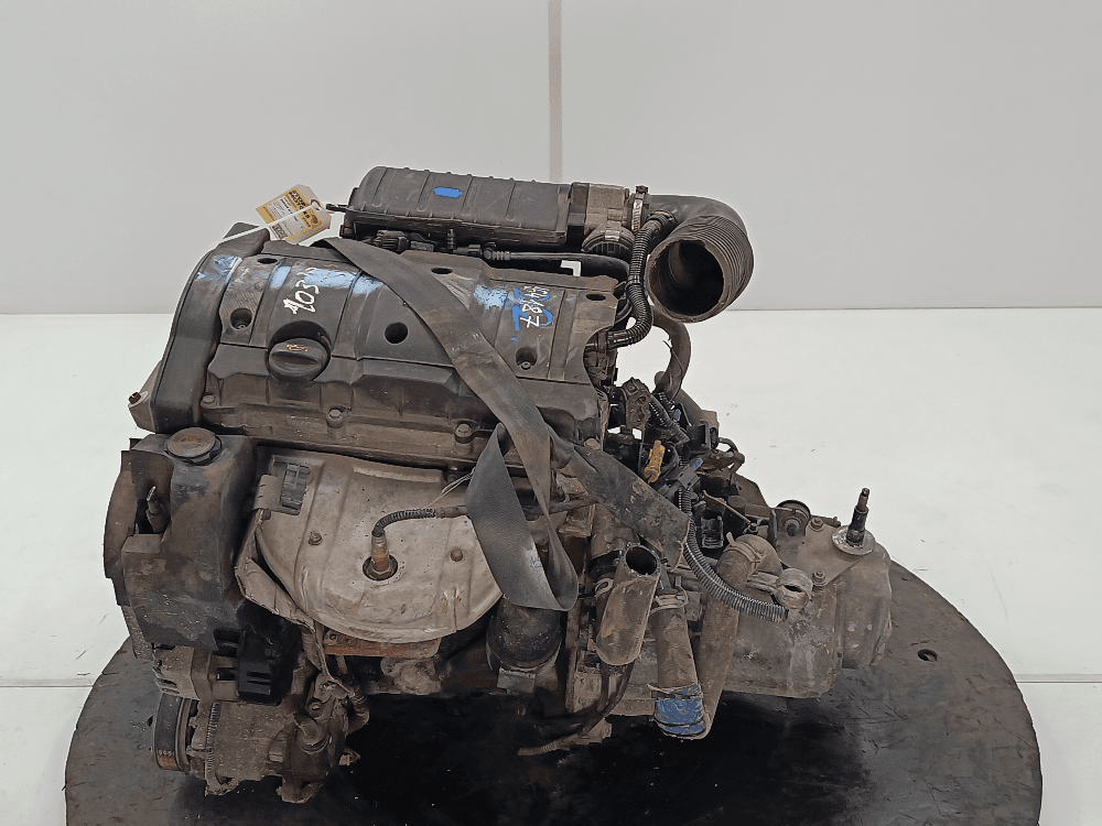 Двигатель к Peugeot 307 (01-05)
