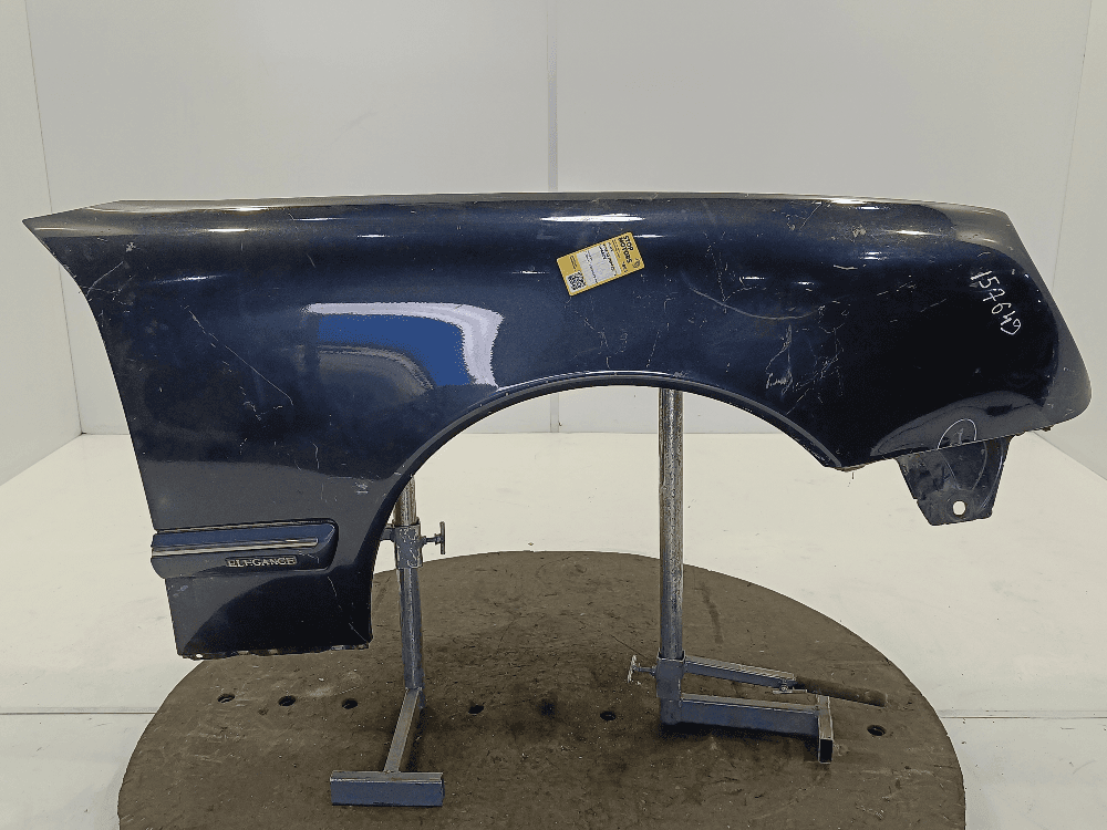 Крыло переднее правое к Mercedes E Class W210/S210 Рестайлинг (99-02)