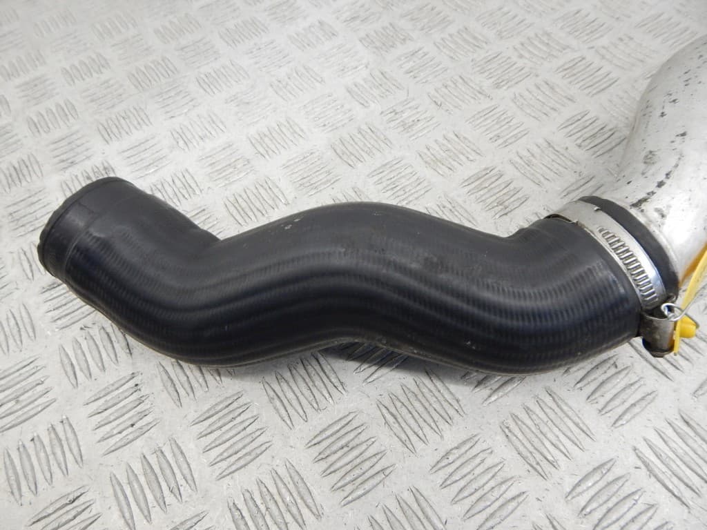 Патрубок интеркулера к BMW X5 E53 (99-03)