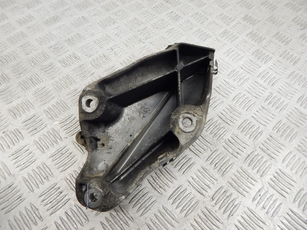 Кронштейн двигателя к BMW X5 E70 (06-10)