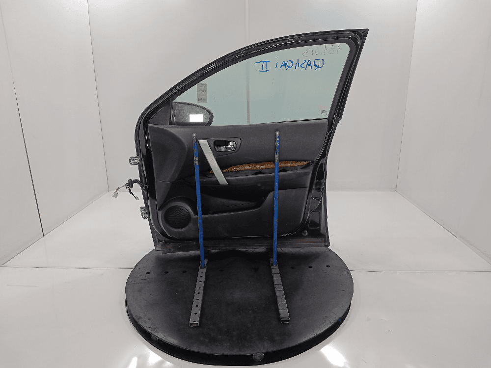Дверь передняя правая к Nissan  Qashqai 1 (07-10)