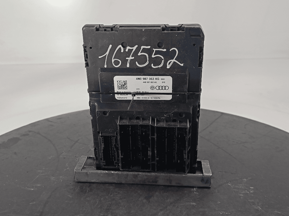 Блок управления сигнализацией к Volkswagen Touareg 3 (18-24)