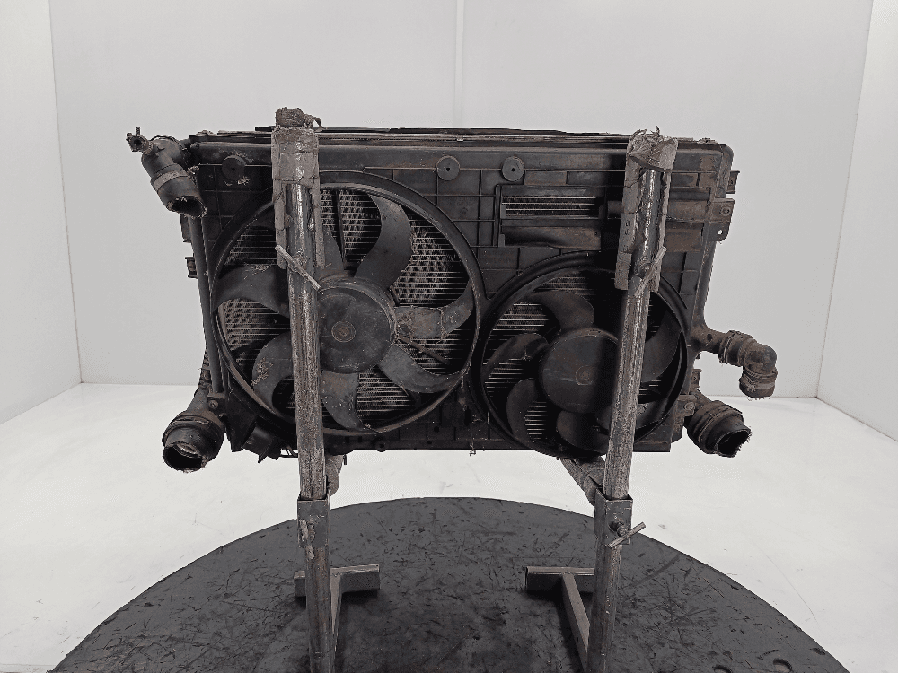 Кассета радиаторов к Volkswagen Passat B6 (05-10)