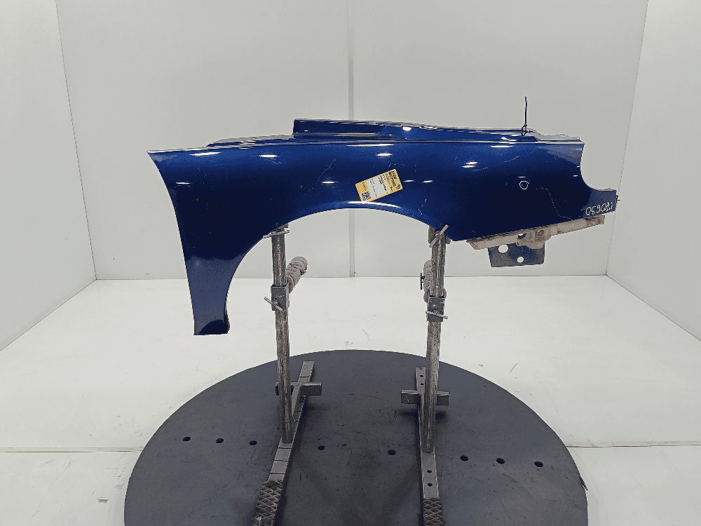 Крыло переднее правое к Renault Laguna 1 Рестайлинг (98-01)