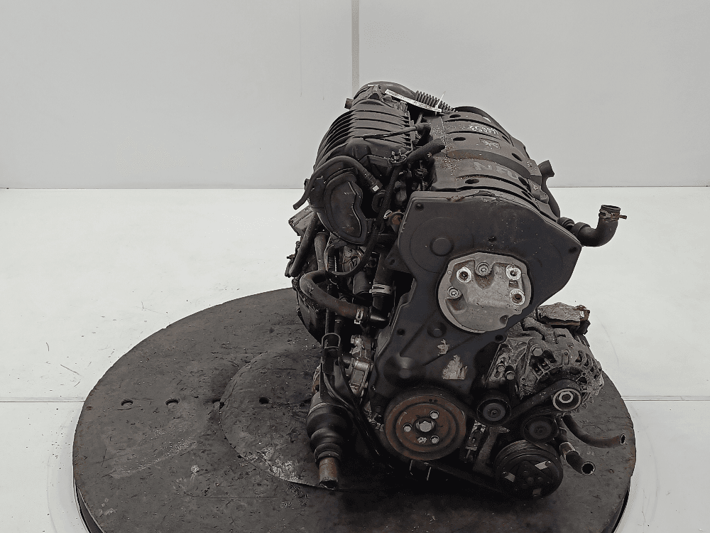 Двигатель к Peugeot 307 (01-05)