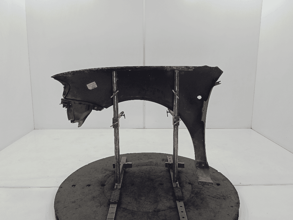 Крыло переднее правое к Audi A3 8L (96-00)