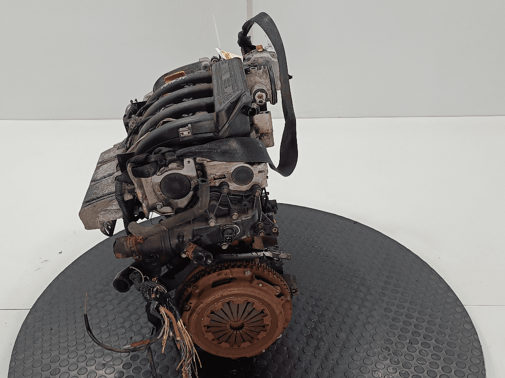 Двигатель к Renault Clio 2 Рестайлинг (01-03)