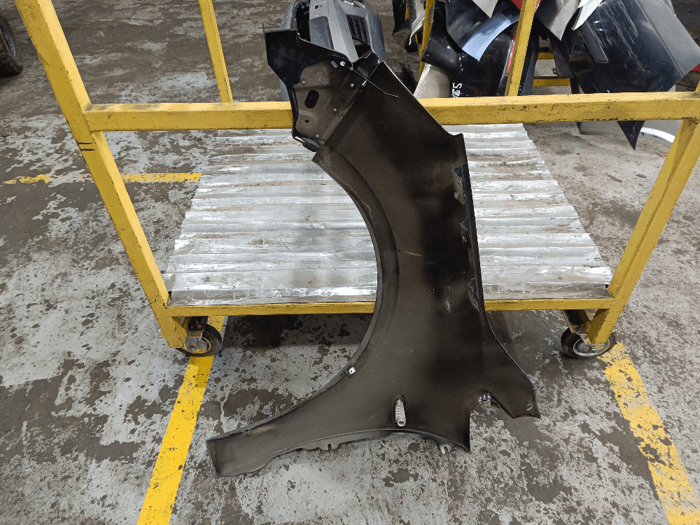 Крыло переднее правое к Opel Astra J (09-12)