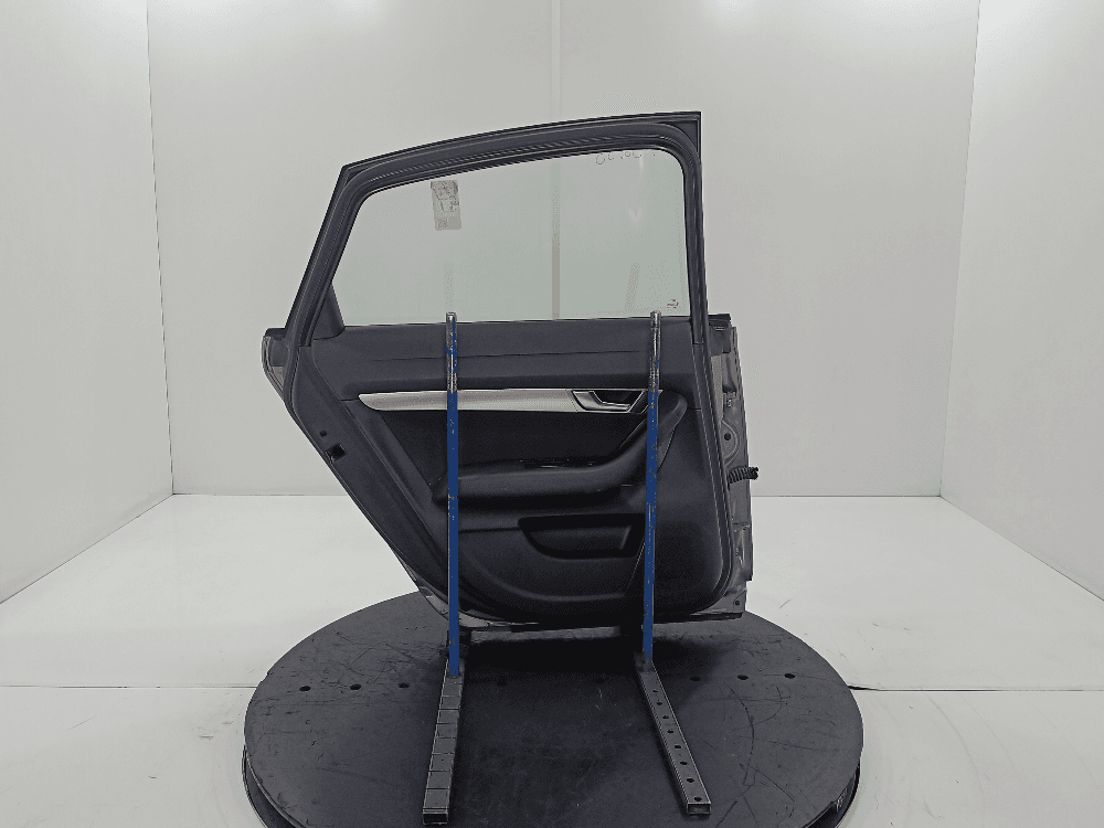 Дверь задняя левая к Audi A6 C6/4F (04-08)