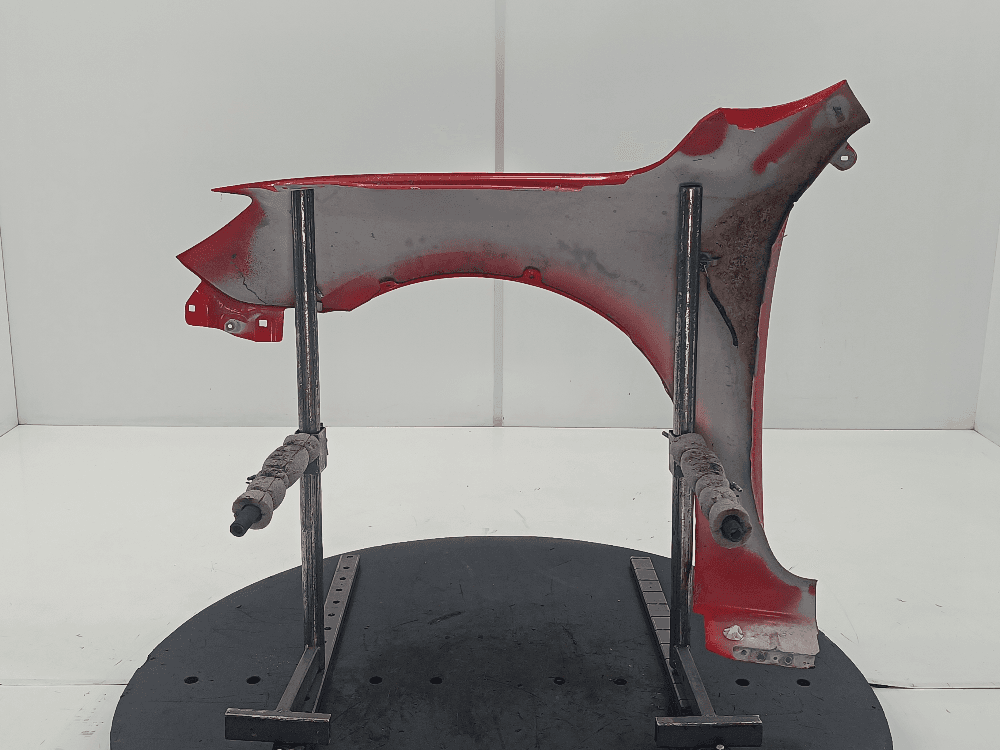 Крыло переднее правое к Mazda 3 BK Рестайлинг (06-09)