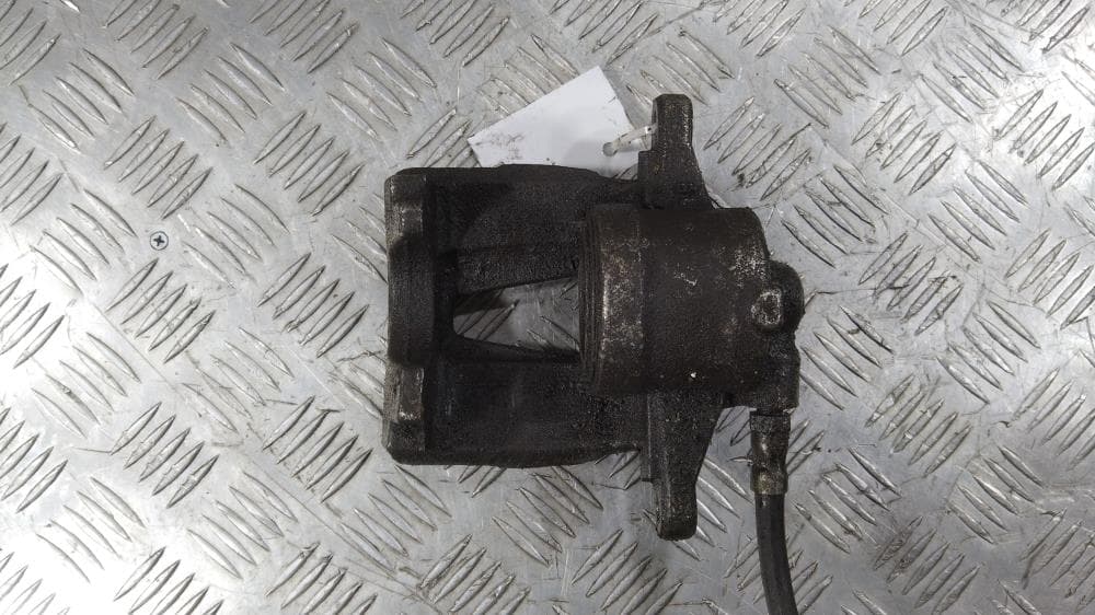 Суппорт передний правый к Opel Corsa D (06-11)