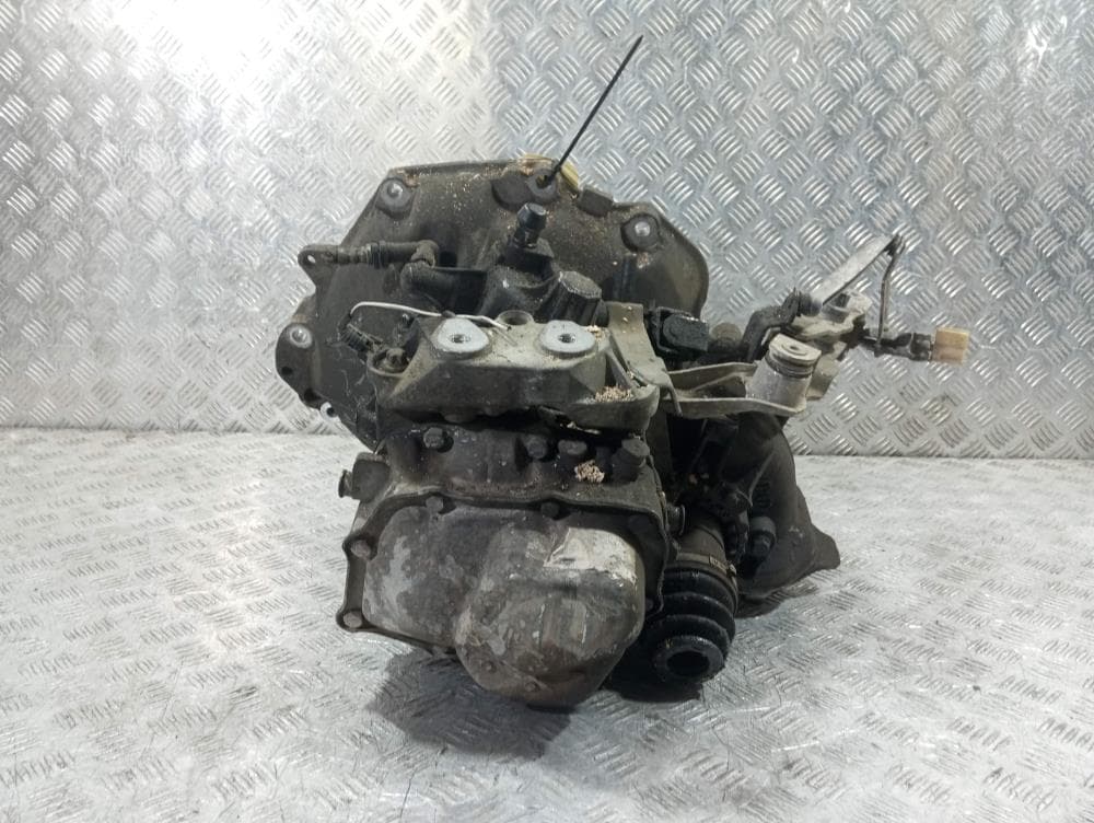 КПП механическая (МКПП) к Opel Corsa D (06-11)