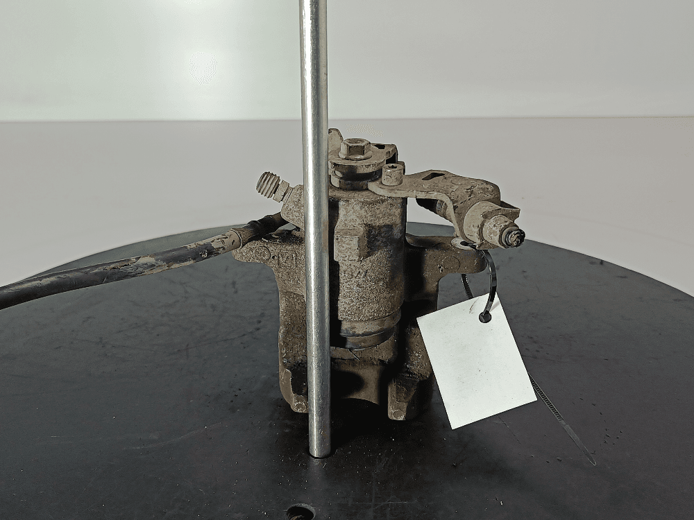 Суппорт задний правый к Volkswagen Golf 4 (97-06)