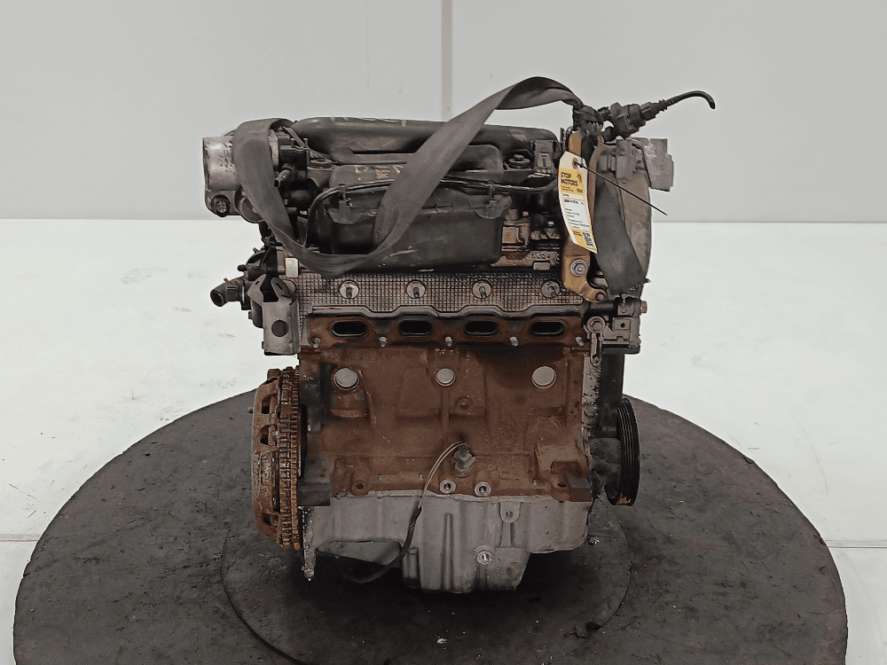 Двигатель к Renault Scenic 2 (03-06)