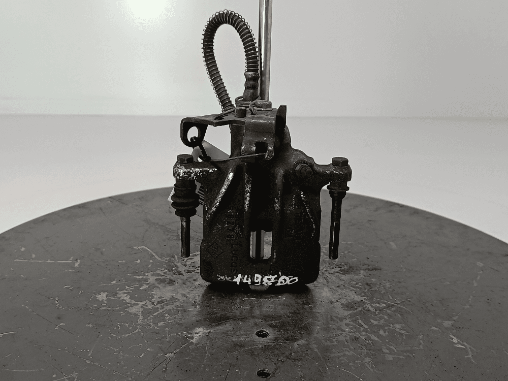 Суппорт задний правый к Renault Trafic 2 (01-06)