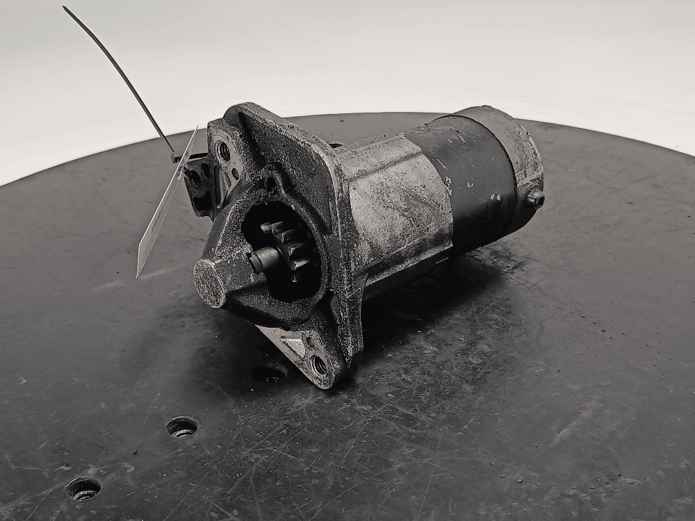 Стартер к Renault Megane 2 (02-06)