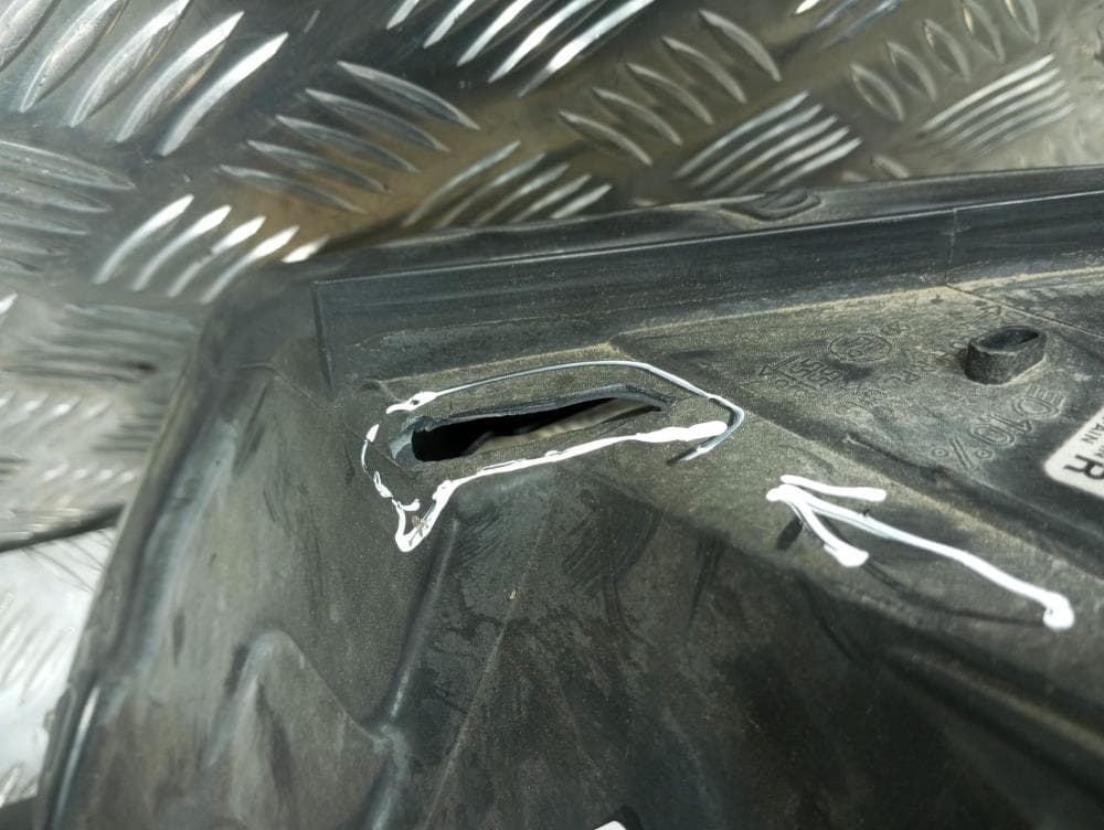 Фара правая к BMW 3 E90/E91/E92/E93 (05-10)