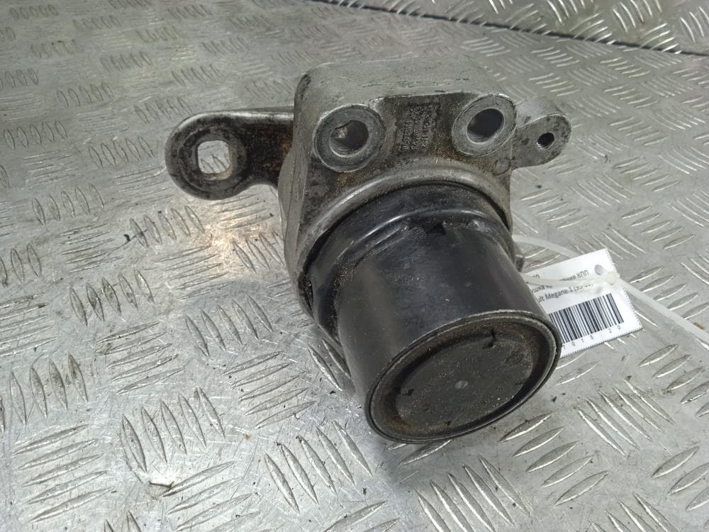Подушка крепления КПП к Renault Megane 1 Рестайлинг (99-03)
