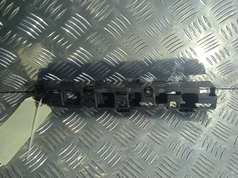 Кронштейн к Tesla Model X (15-21)