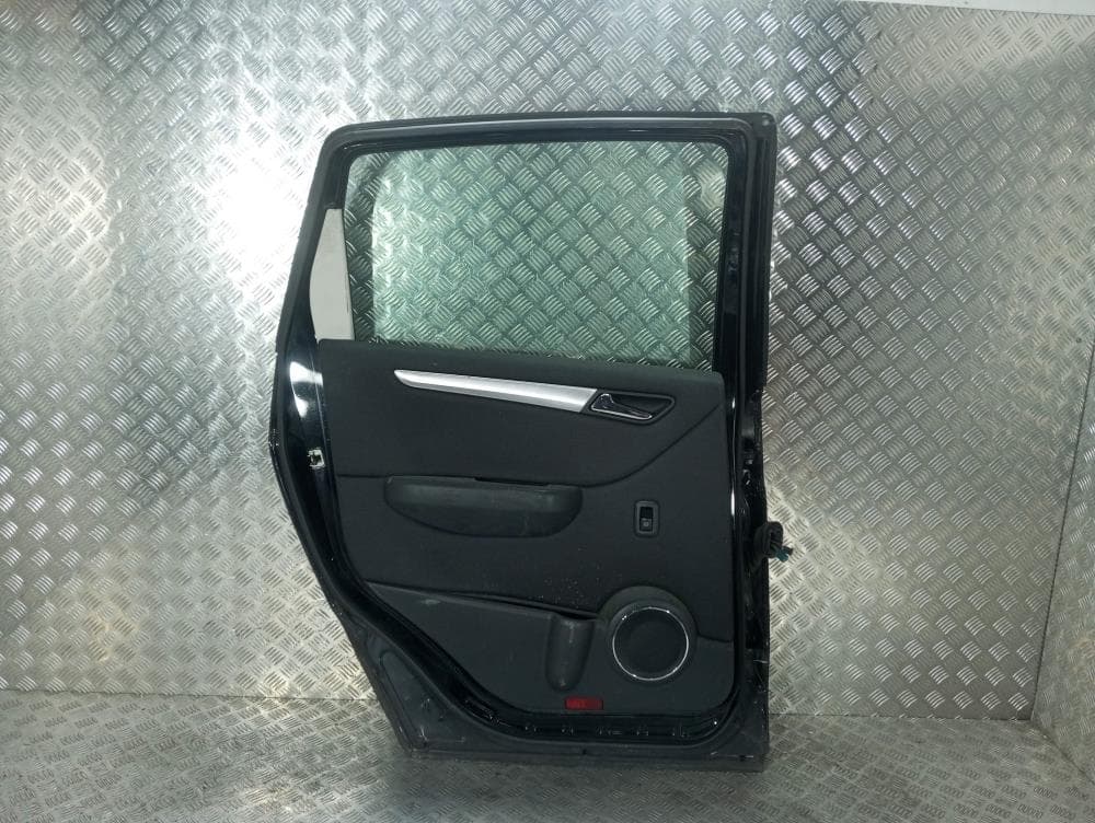 Дверь задняя левая к Mercedes B W245 Рестайлинг (08-11)