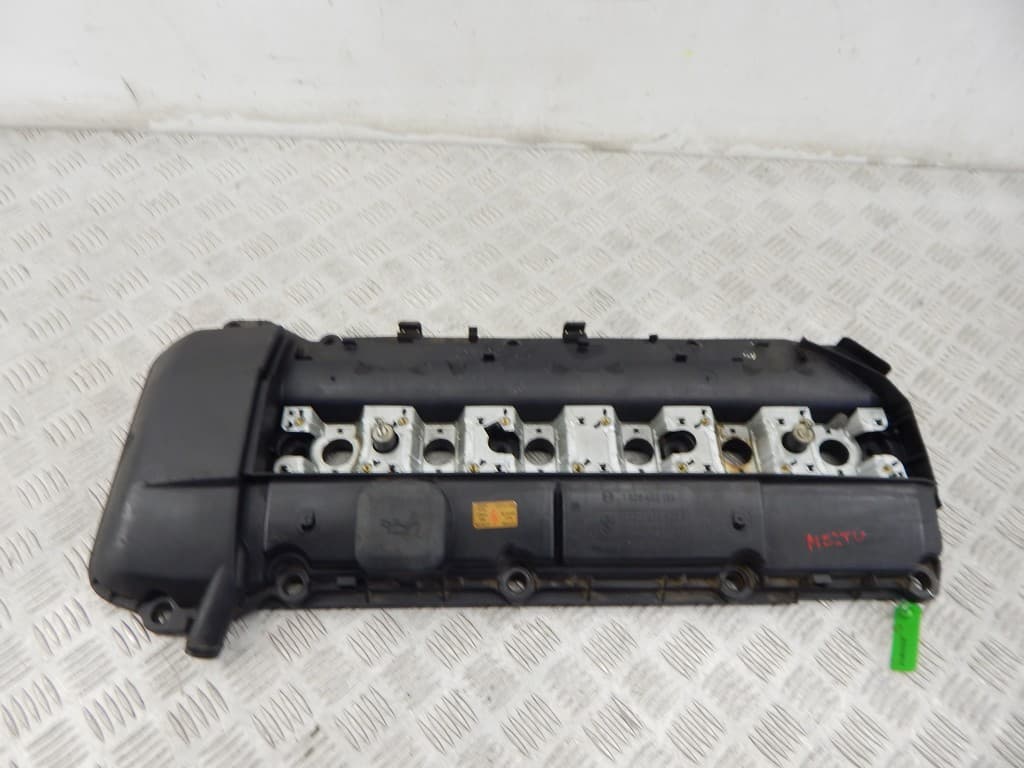 Клапанная крышка к BMW 5 E39 (95-00)